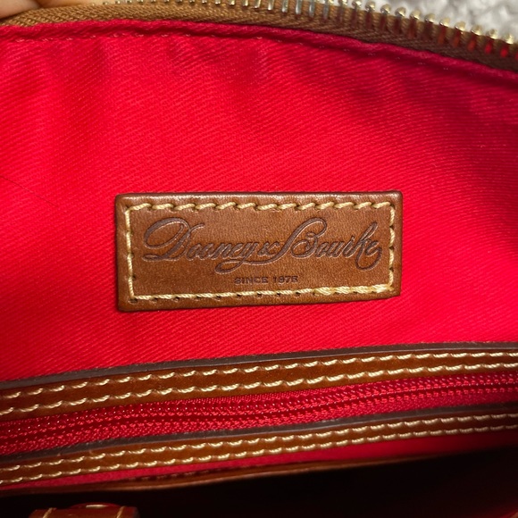 Dooney & Bourke Pebble Grain Crossbody Shoulder Bag - Picture 14 of 16